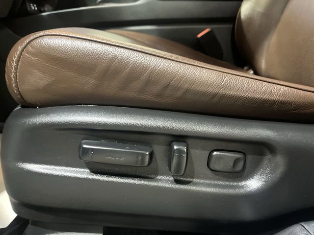 Used 2024 Honda Passport EX-L image 16