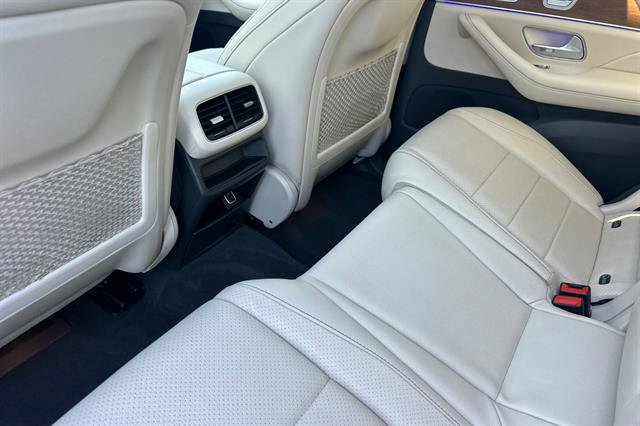 Used 2020 Mercedes-Benz GLS 450 4MATIC image 12