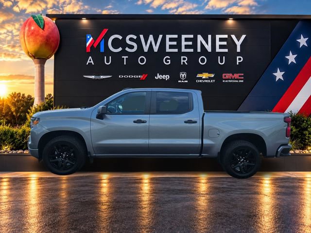 Used 2023 Chevrolet Silverado 1500 Custom w/ LPO, Dark Essentials Package AWD/4WD image 2