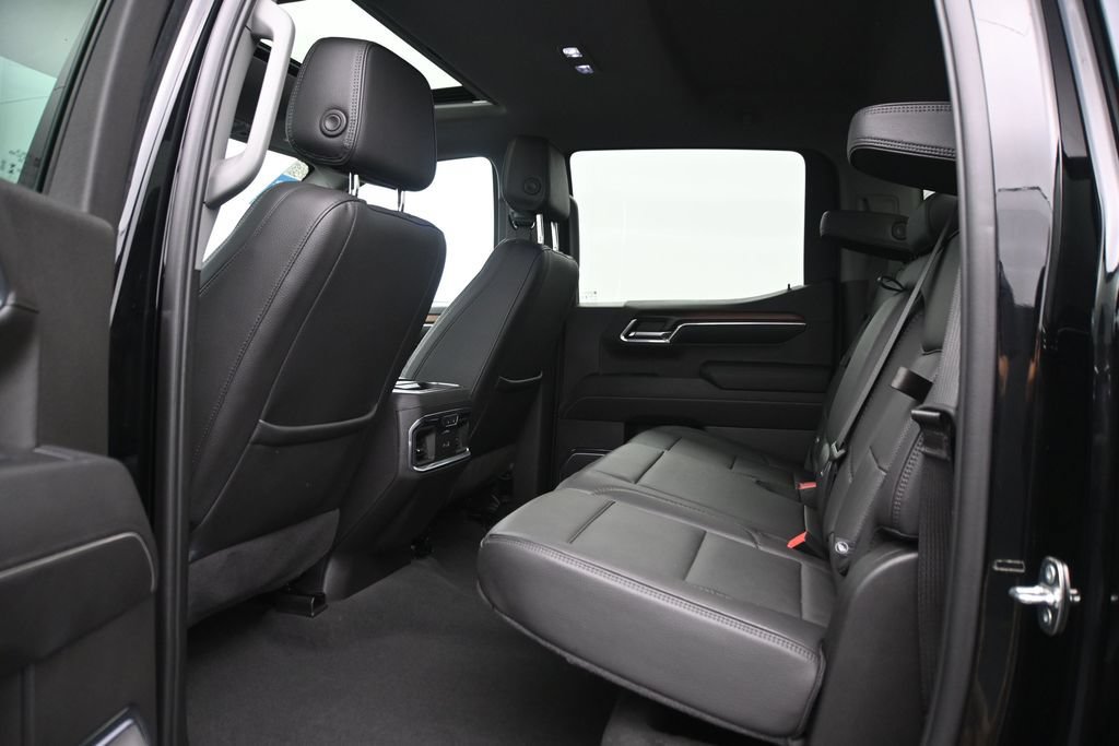 Used 2024 GMC Sierra 1500 Denali w/ Denali Reserve Package AWD/4WD image 15