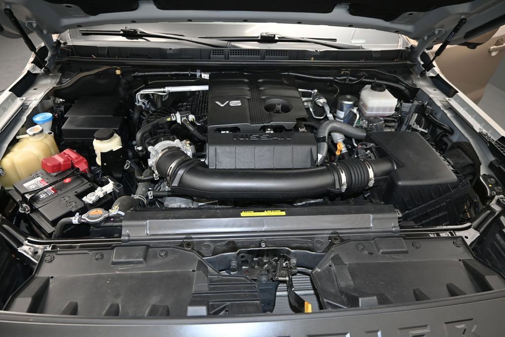 Used 2023 Nissan Frontier PRO-4X w/ Pro-4X Premium Package AWD/4WD image 24