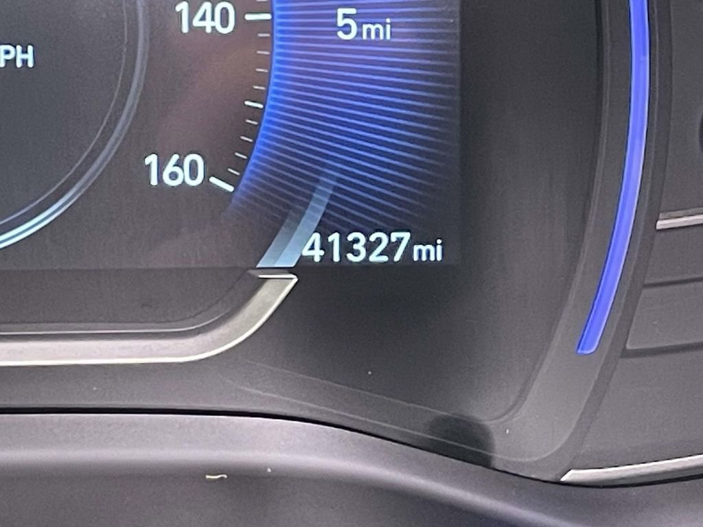 Used 2019 Hyundai Santa Fe AWD image 47