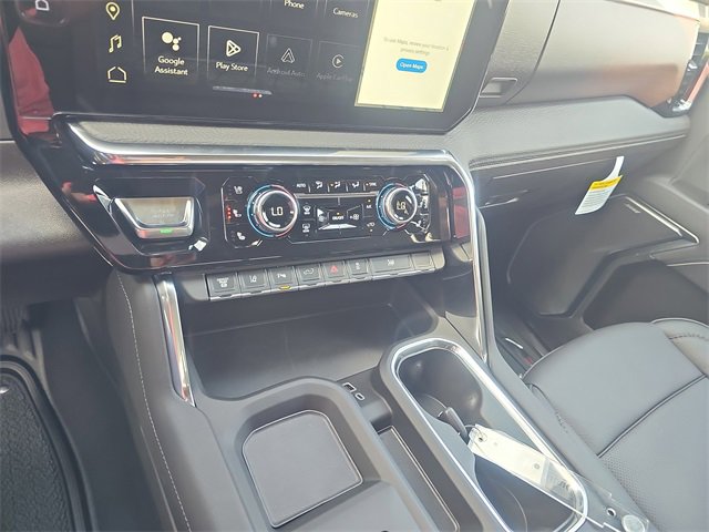 New 2025 GMC Sierra 3500 Denali w/ Denali Reserve Package image 16