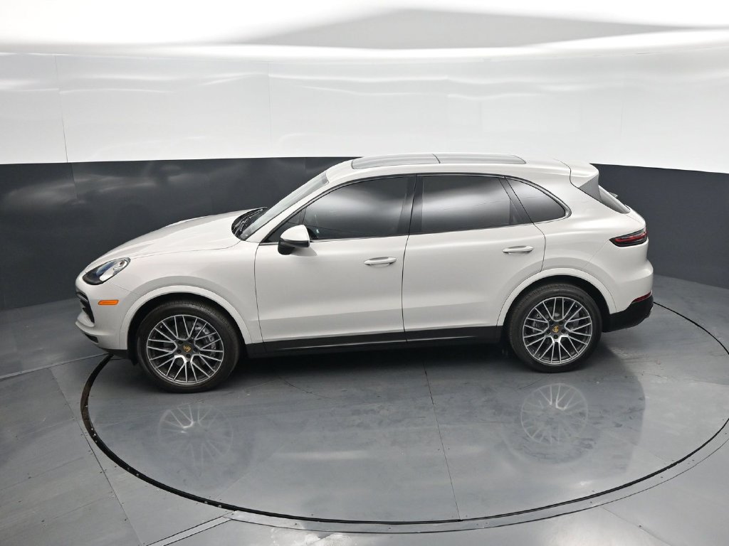 Used 2021 Porsche Cayenne AWD/4WD image 40