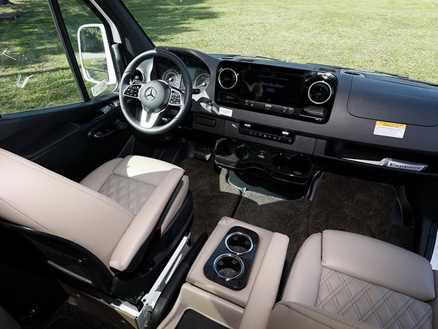 Used 2024 Mercedes-Benz Sprinter 3500 image 16