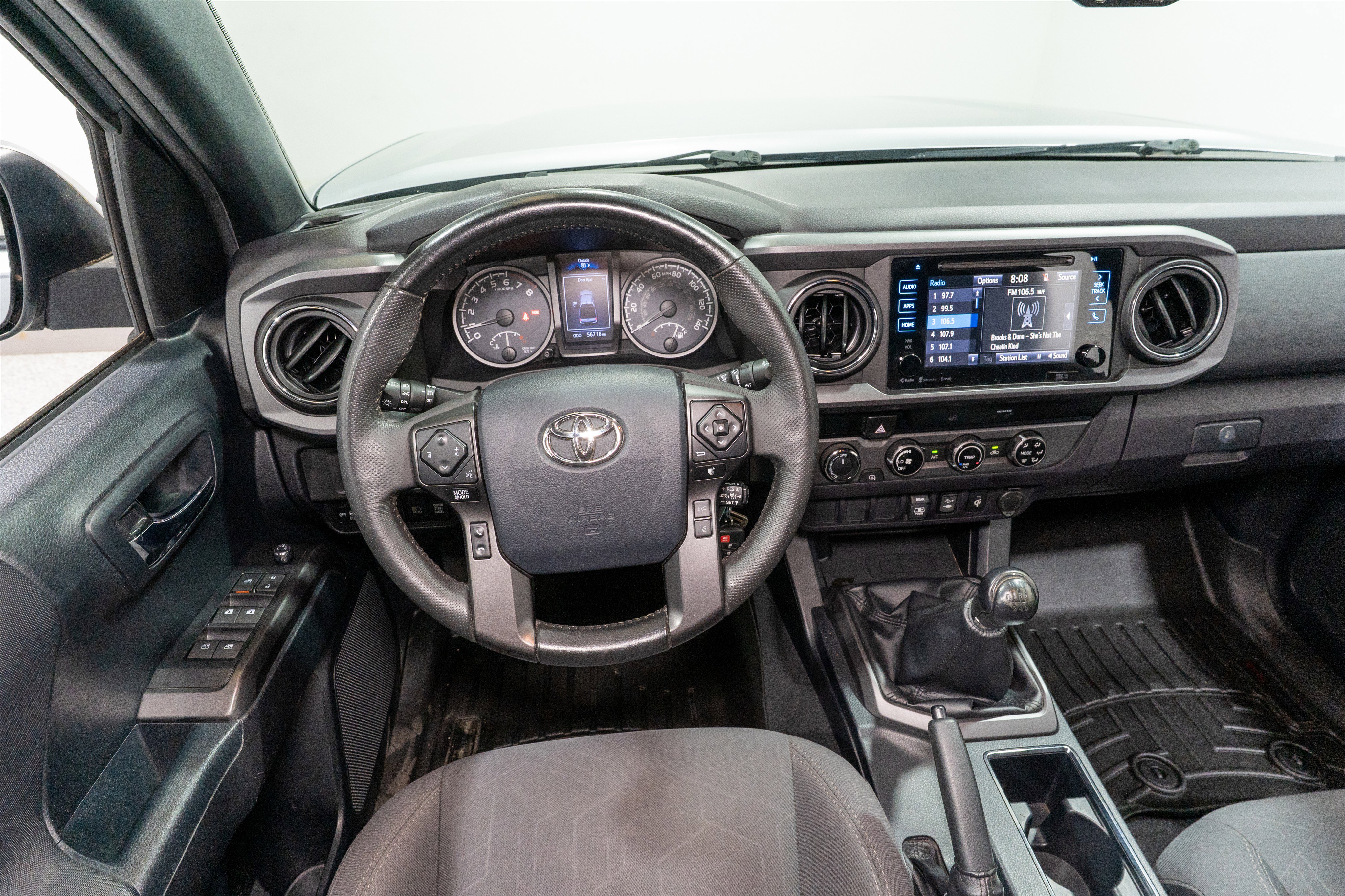 Used 2018 Toyota Tacoma TRD Off-Road image 12