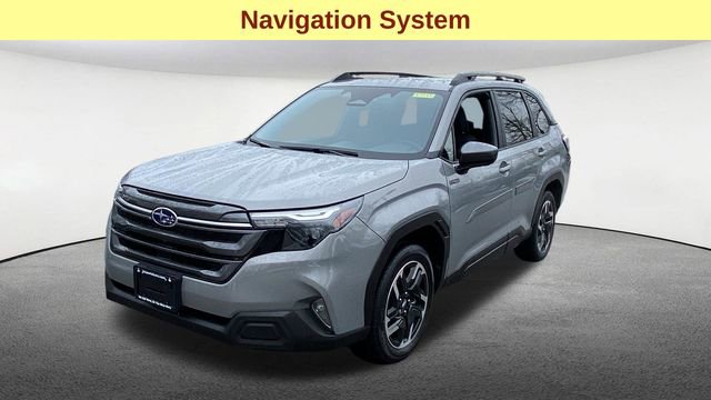 Used 2025 Subaru Forester Premium image 4