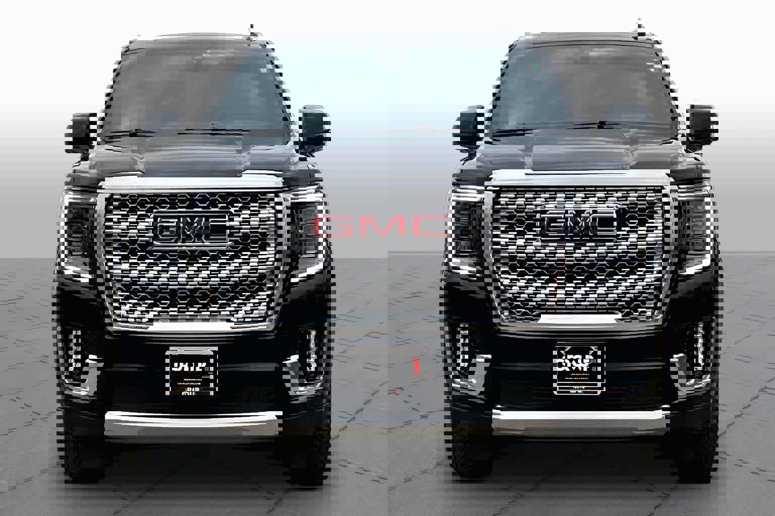 Used 2021 GMC Yukon Denali w/ Denali Premium Package image 4