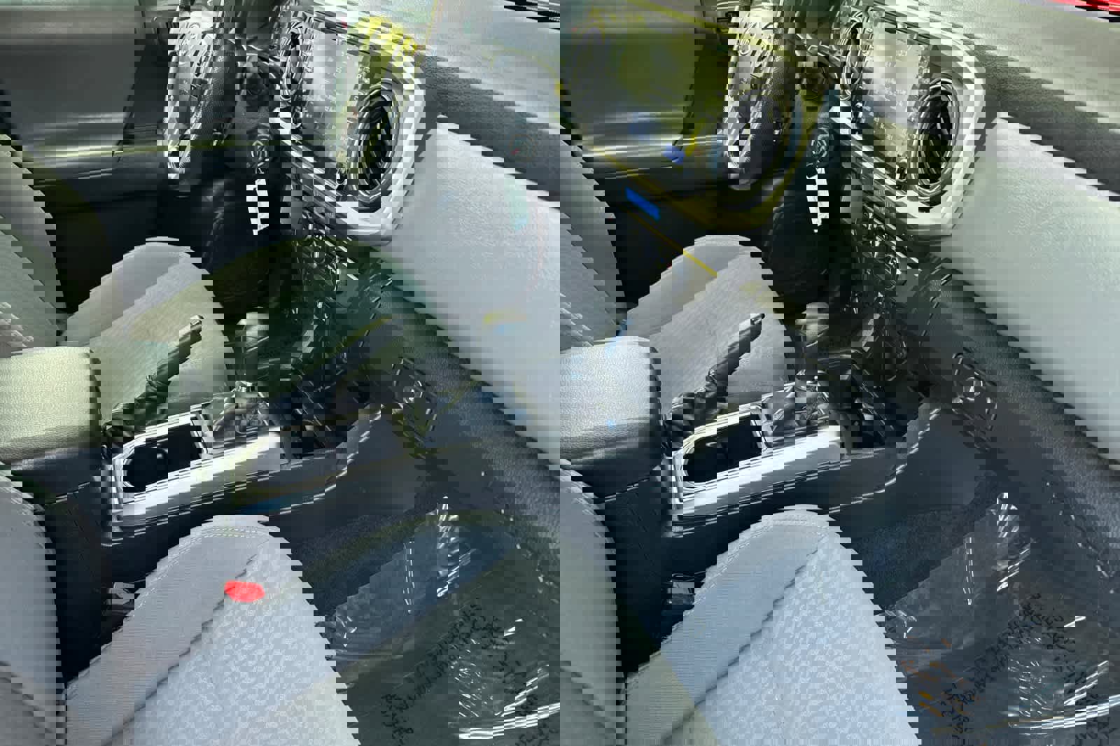 Certified 2022 Toyota Tacoma SR5 w/ Black Out Package (TMS) image 15