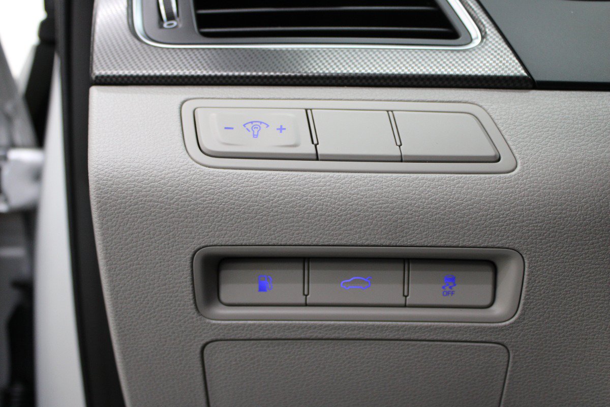 Used 2015 Hyundai Sonata Sport FWD image 16