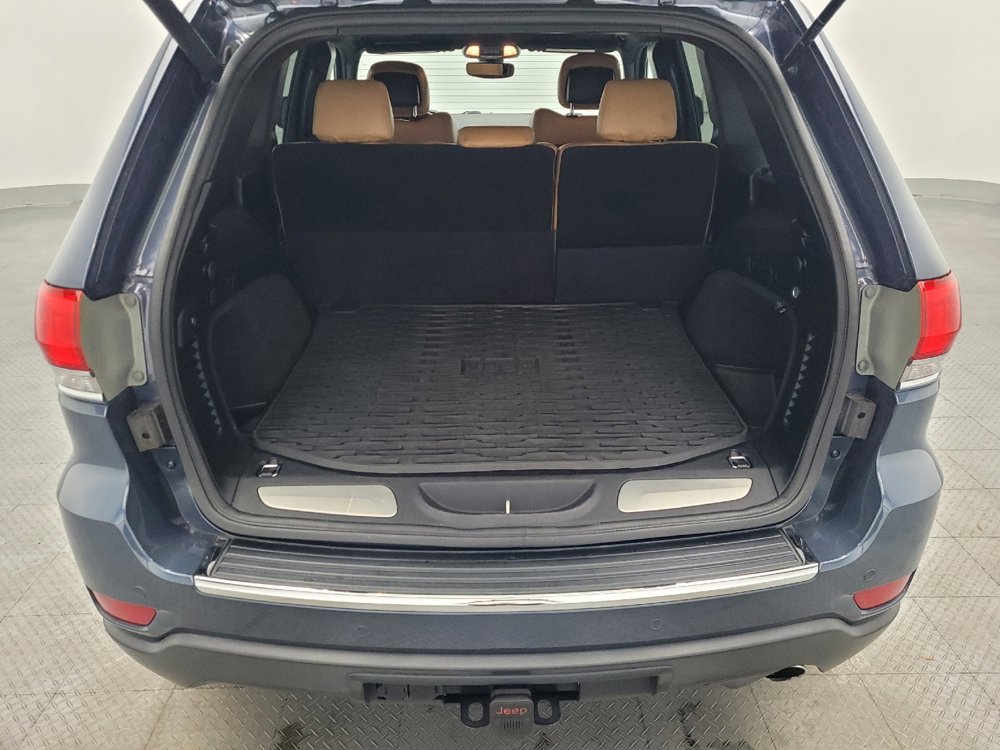Used 2019 Jeep Grand Cherokee Limited image 29