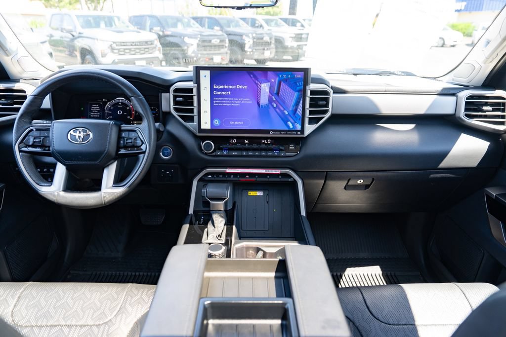 Used 2024 Toyota Tundra Limited AWD/4WD image 10