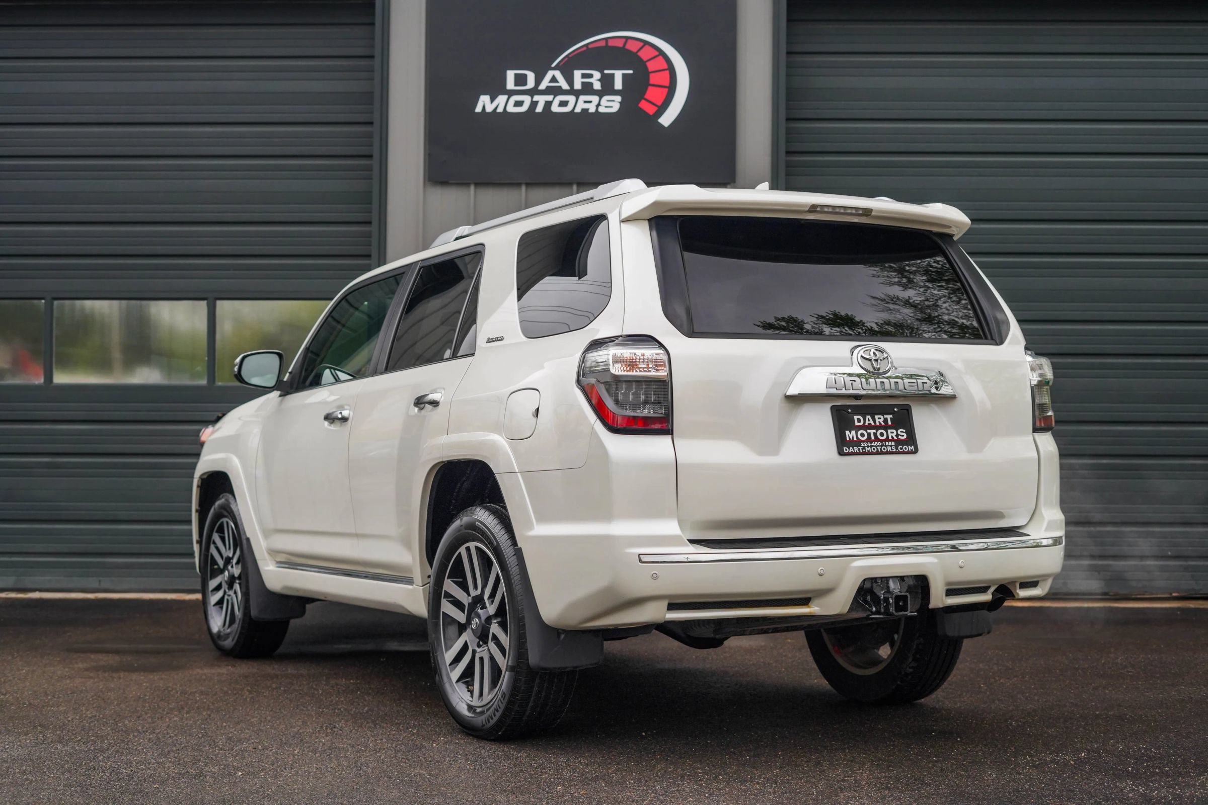 Used 2017 Toyota 4Runner Limited AWD/4WD image 5