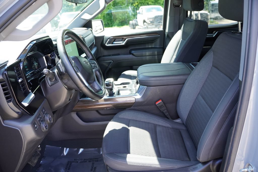 Certified 2024 Chevrolet Silverado 1500 LT Trail Boss AWD/4WD image 15