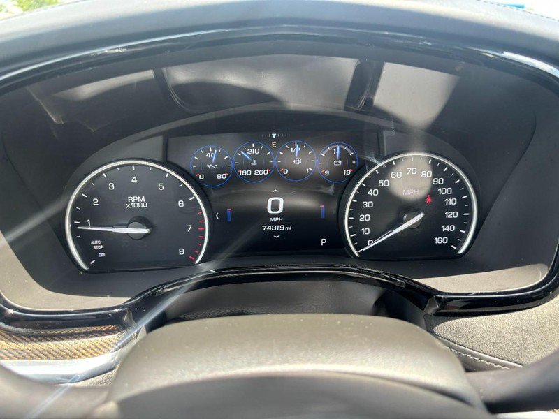 Used 2017 Cadillac XT5 Platinum w/ Driver Assist Package AWD/4WD image 18
