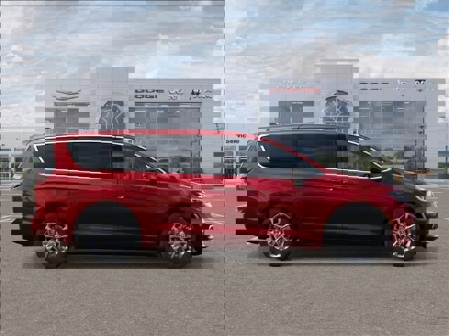 New 2026 Chrysler Pacifica Select image 21