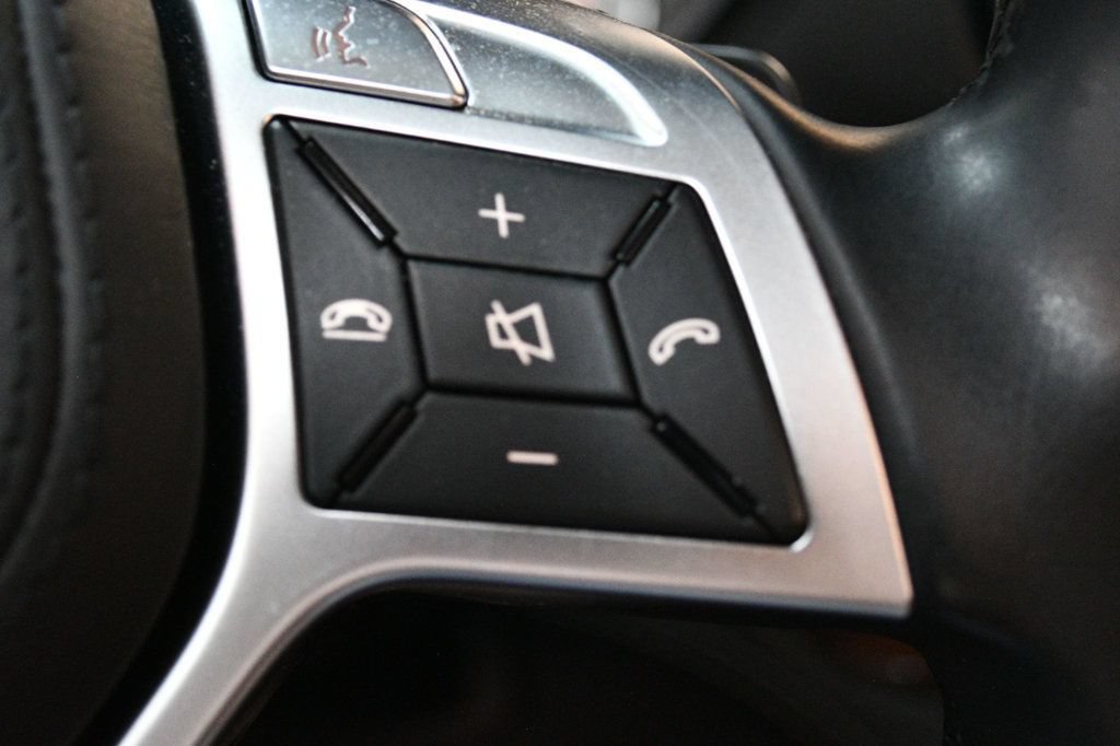 Used 2014 Mercedes-Benz SL 550 image 42
