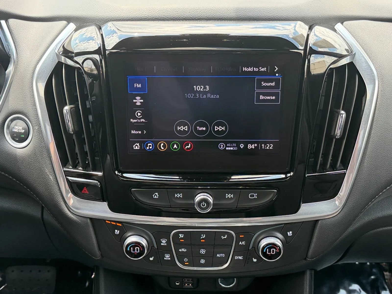 Used 2023 Chevrolet Traverse High Country AWD/4WD image 21
