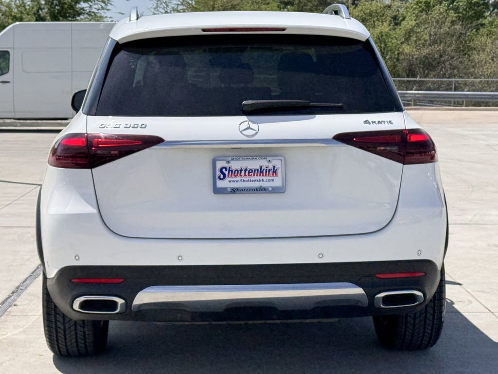 Used 2024 Mercedes-Benz GLE 350 4MATIC w/ 3rd Row Seat Package image 5