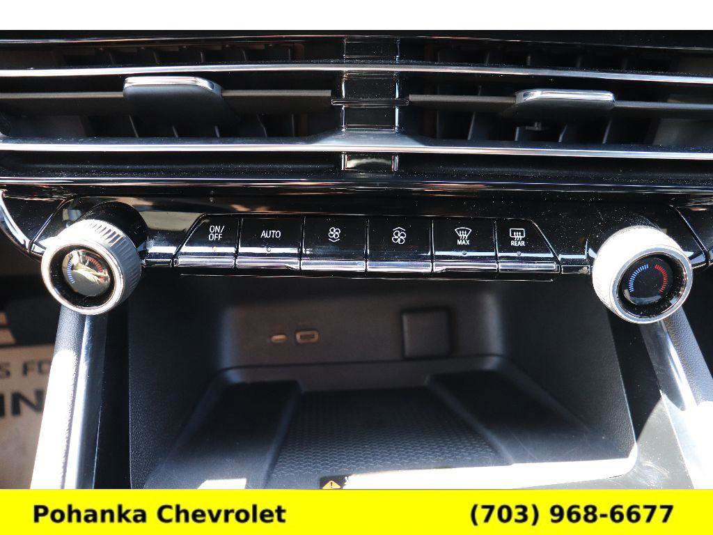 Certified 2025 Chevrolet Traverse LT w/ LPO, Floor Liner Package AWD/4WD image 16