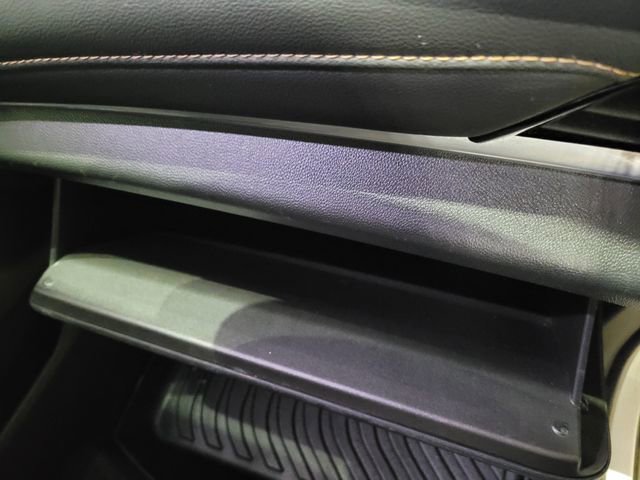 Used 2019 Chevrolet Traverse LT image 64