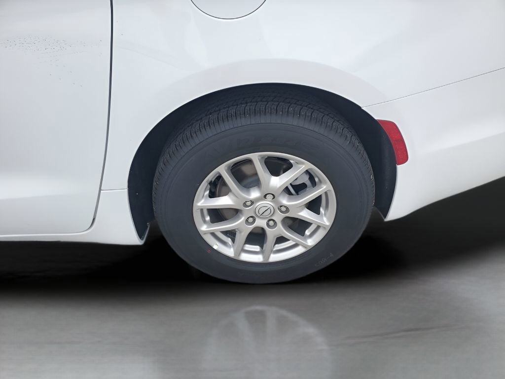 New 2026 Chrysler Voyager LX image 19