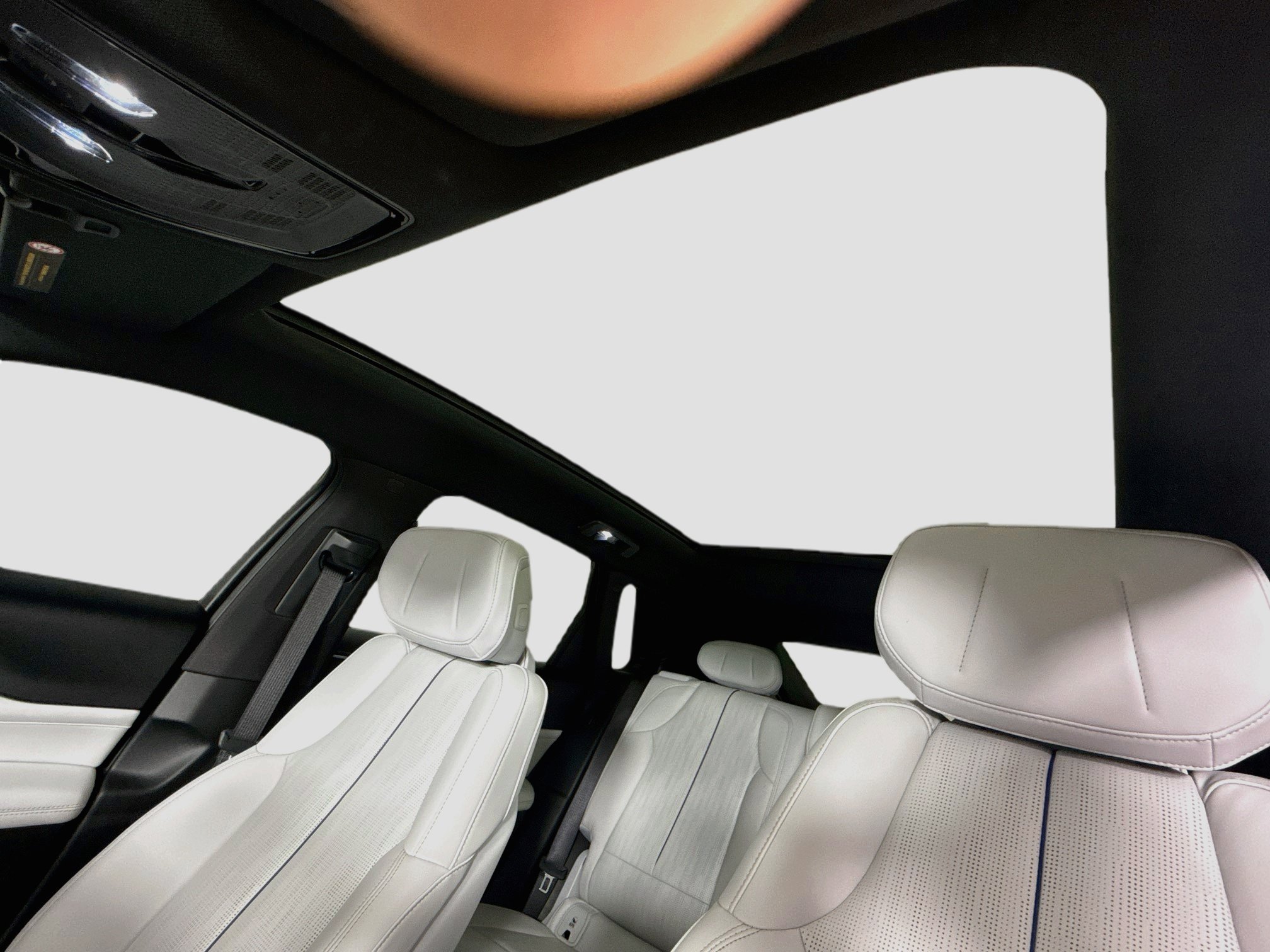 Used 2025 Cadillac Lyriq Sport RWD image 24
