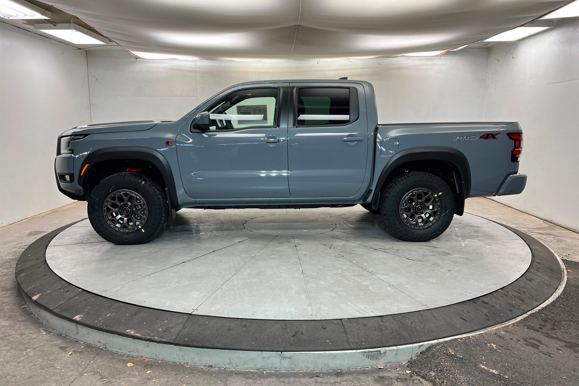 New 2026 Nissan Frontier PRO-4X image 2