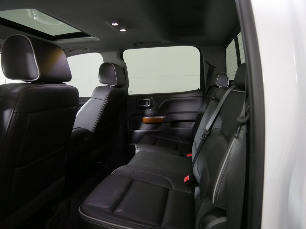 Used 2018 Chevrolet Silverado 1500 High Country AWD/4WD image 21