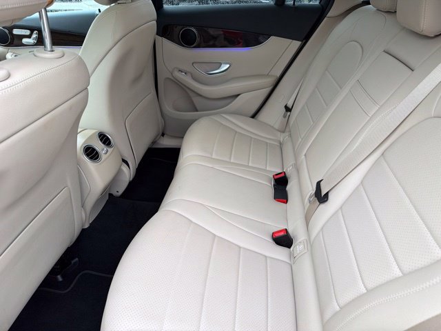 Used 2022 Mercedes-Benz GLC 300 image 16