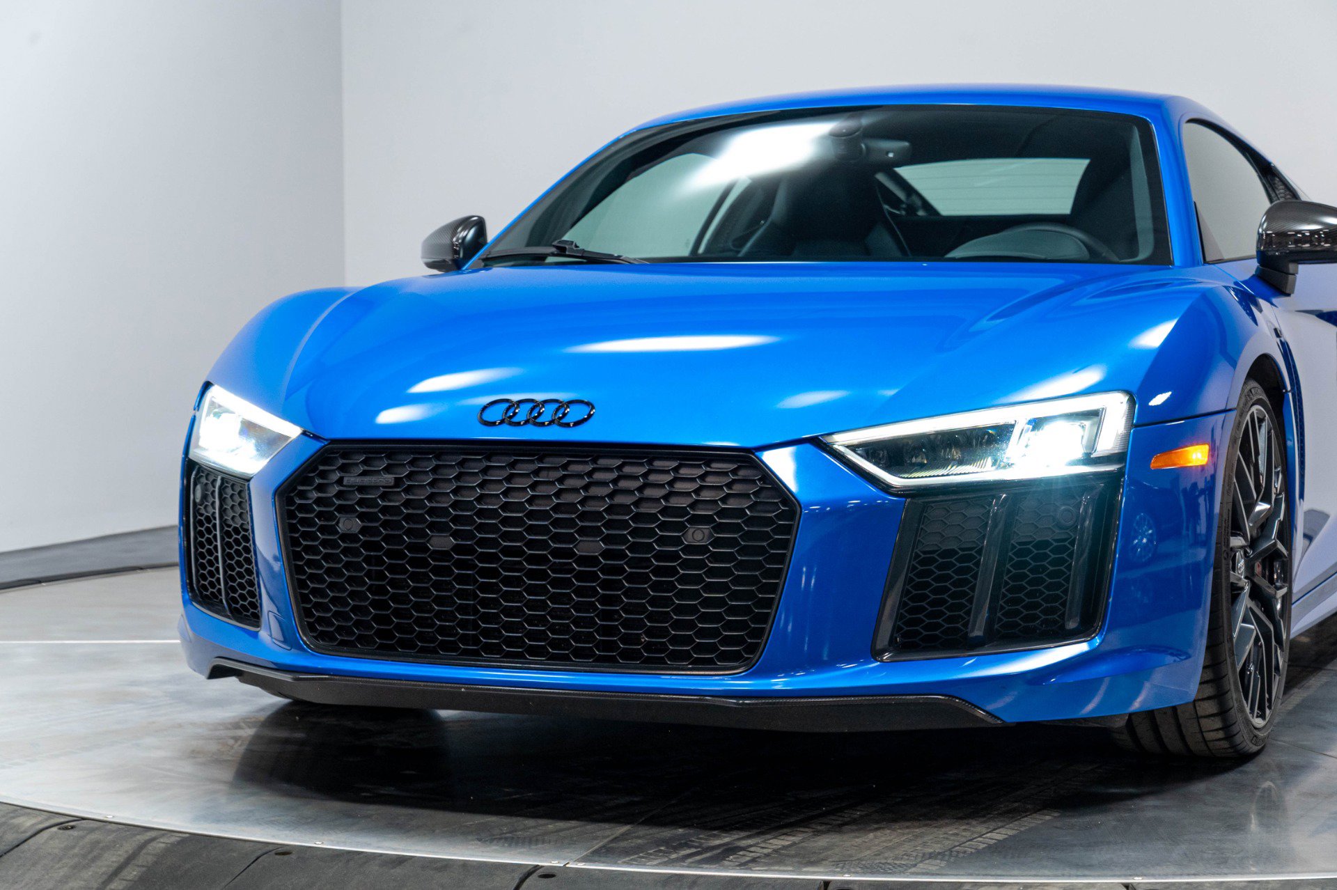 Used 2017 Audi R8 V10 plus AWD/4WD image 69