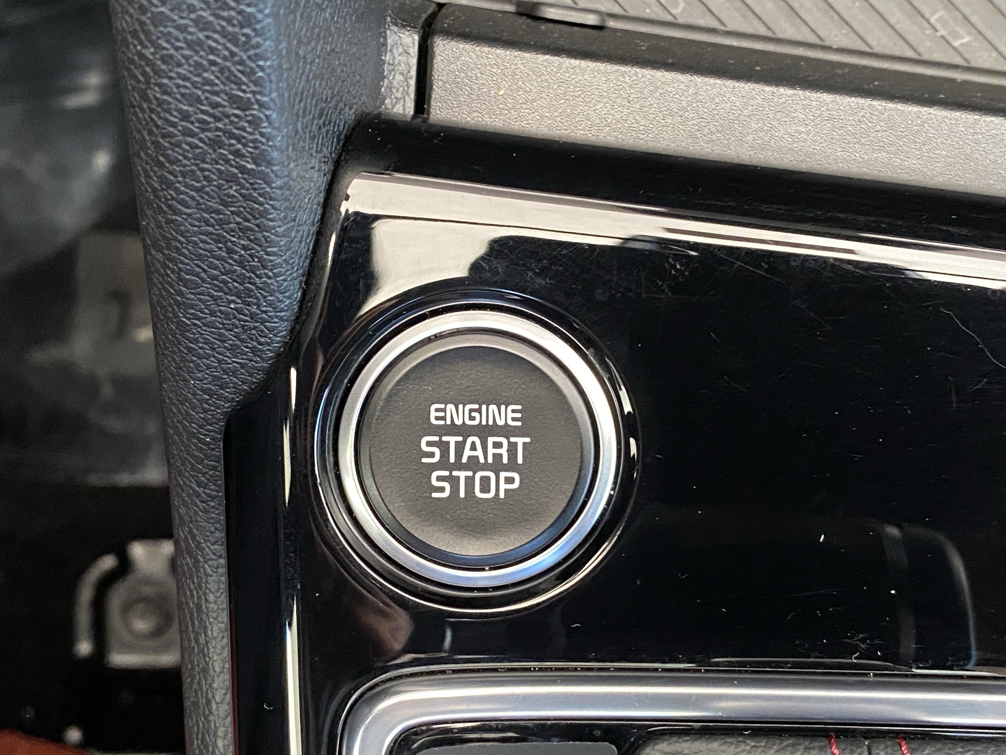 Used 2024 Kia Sportage SX image 16