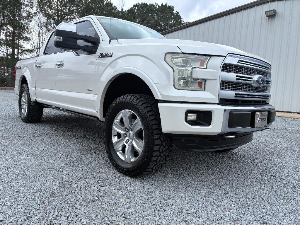 Used 2015 Ford F150 Platinum w/ Equipment Group 701A Luxury image 3
