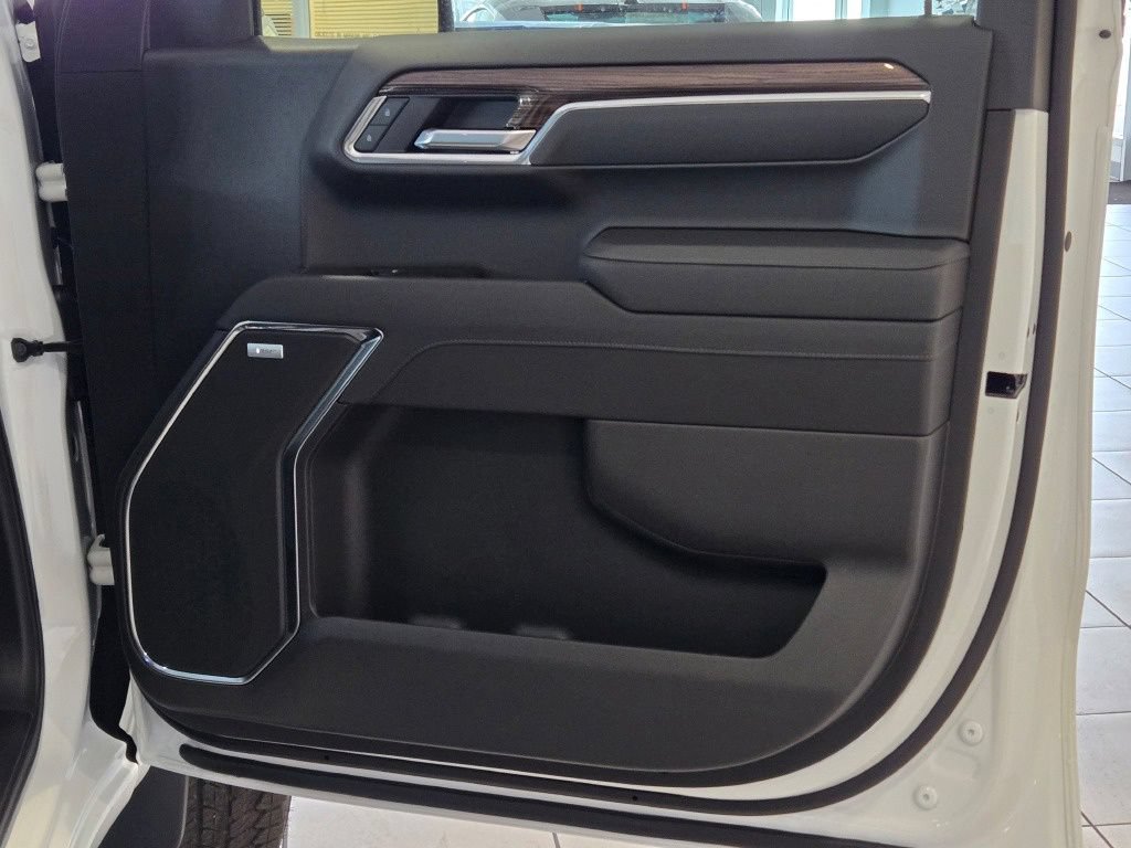 New 2026 Chevrolet Silverado 1500 LT Trail Boss w/ Convenience Package II AWD/4WD image 5