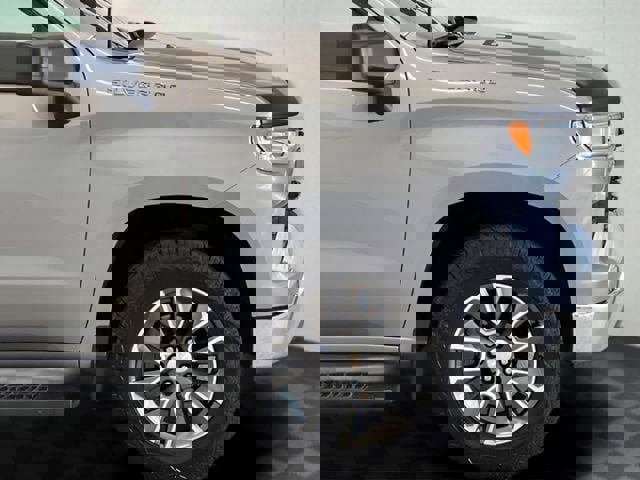 Used 2024 Chevrolet Silverado 1500 LT image 8