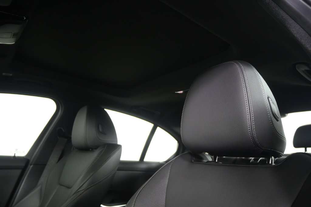 New 2026 BMW 330i Sedan w/ Convenience Package RWD image 12