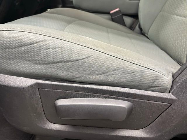 Used 2015 RAM 3500 Tradesman w/ Chrome Appearance Group image 12