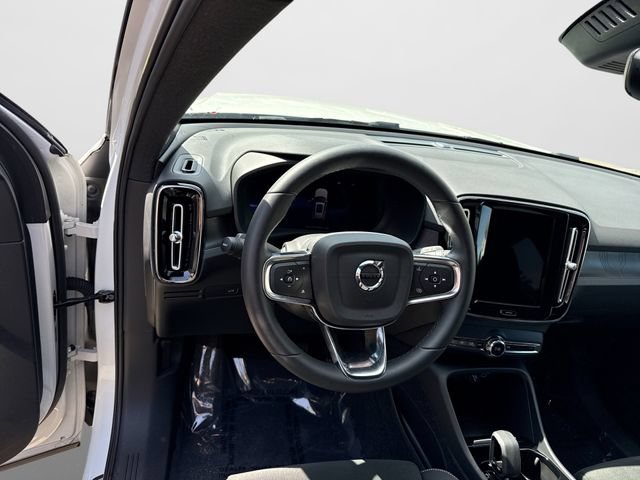Certified 2023 Volvo XC40 Recharge Plus AWD/4WD image 14