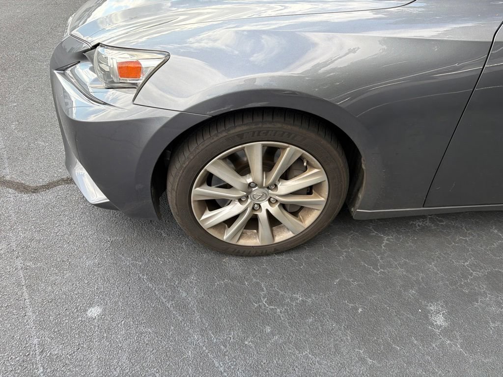 Used 2016 Lexus IS 200t RWD image 3