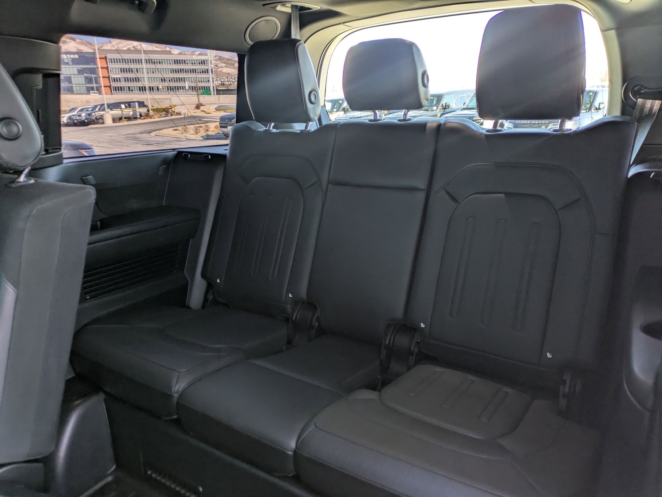 Certified 2023 Land Rover Defender 130 X image 26