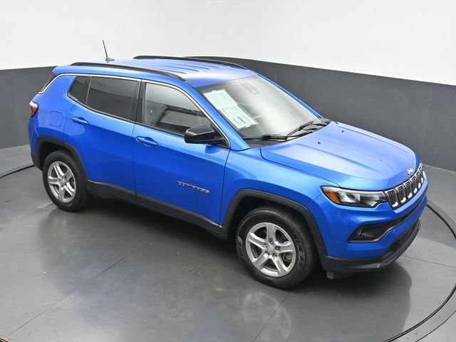 Used 2024 Jeep Compass Latitude AWD/4WD image 42