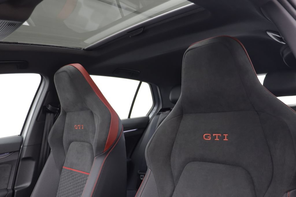 New 2026 Volkswagen GTI SE FWD image 13