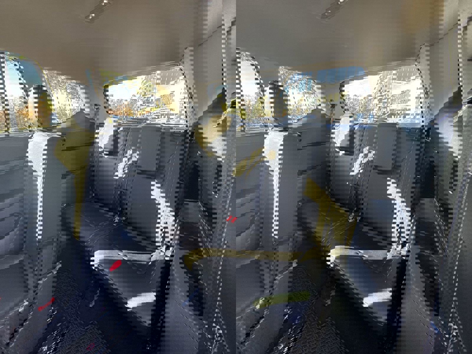 Used 2021 Volkswagen Atlas SE image 30