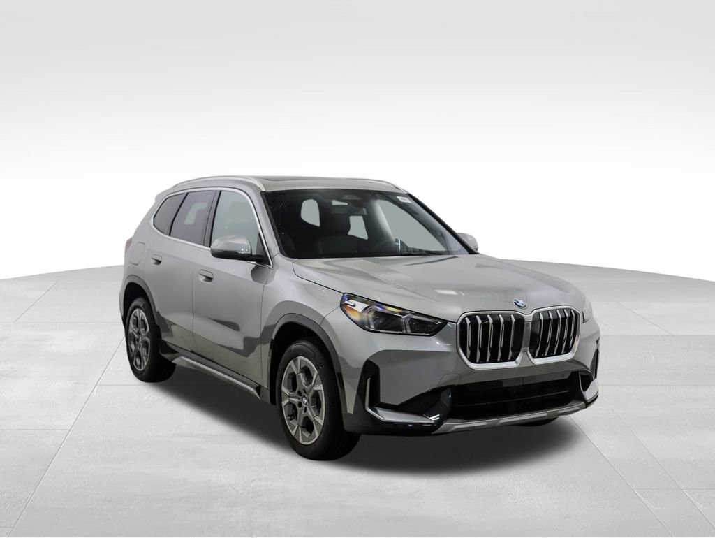 Certified 2025 BMW X1 xDrive28i w/ Convenience Package image 6