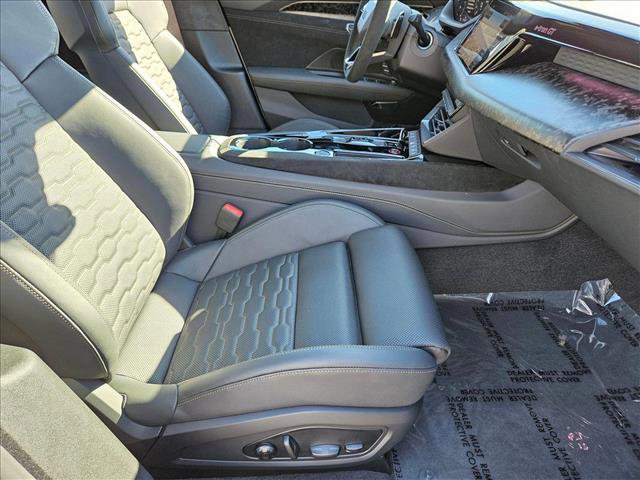 New 2025 Audi RS e-tron GT performance image 17