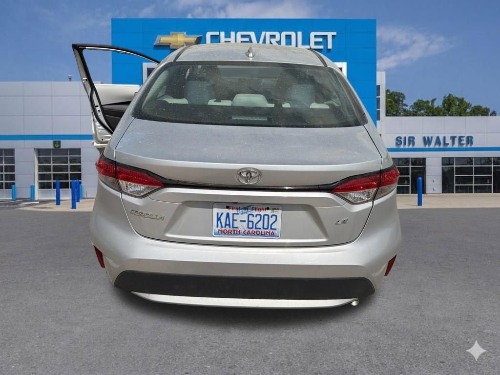 Used 2021 Toyota Corolla LE image 20