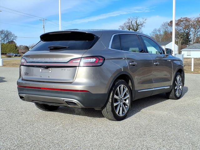 Used 2019 Lincoln Nautilus Select image 3