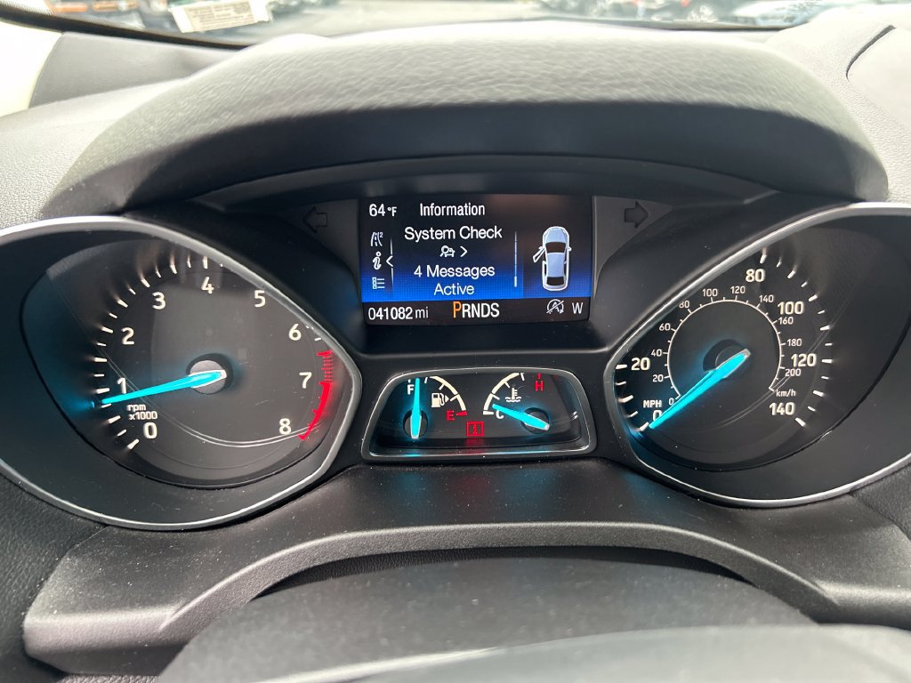 Used 2019 Ford Escape Titanium AWD/4WD image 18