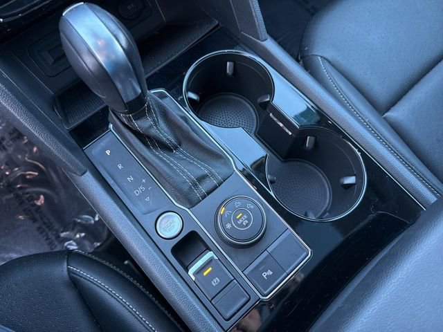 Used 2023 Volkswagen Atlas SEL R-Line image 19