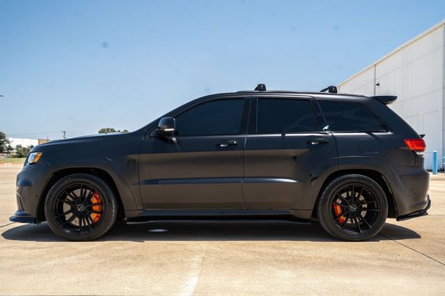 Used 2018 Jeep Grand Cherokee Trackhawk AWD/4WD image 5